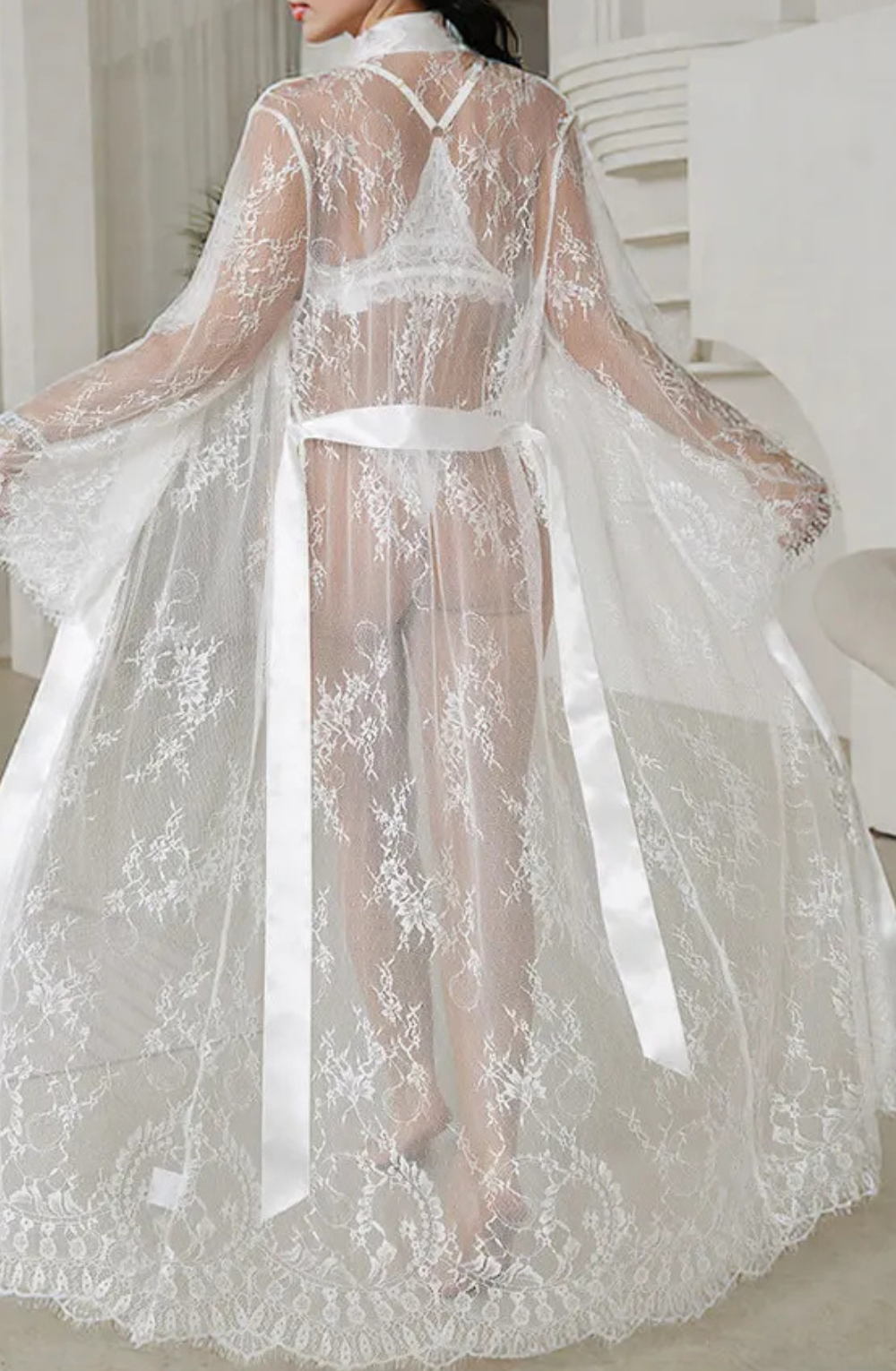 Temptress Veil Lace Robe