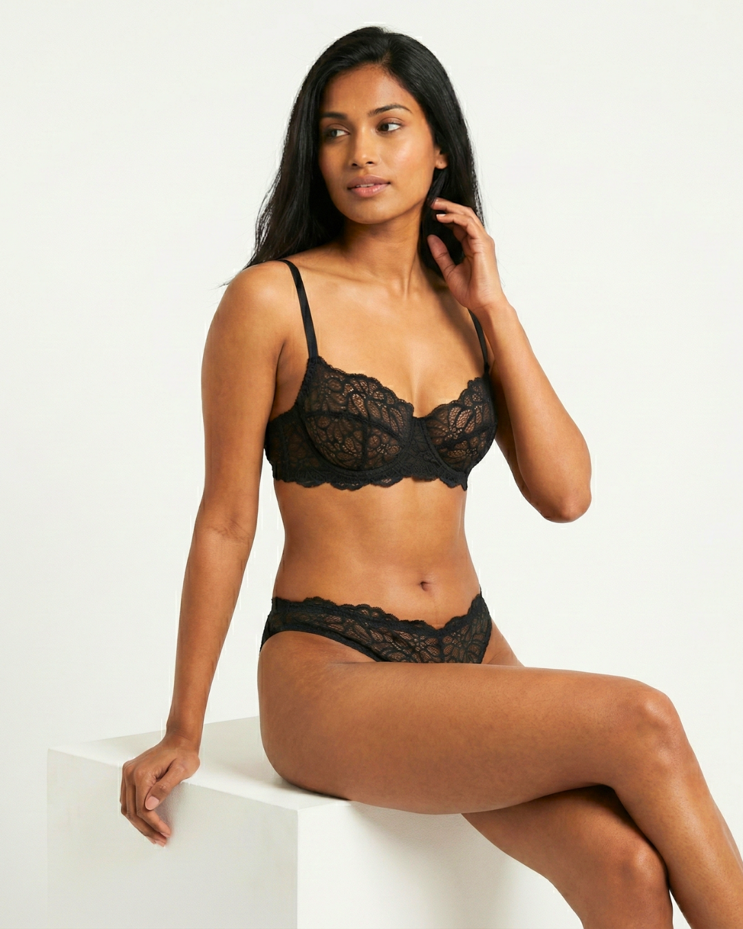 Aaliyah Floral Lace Bra and Panty Set