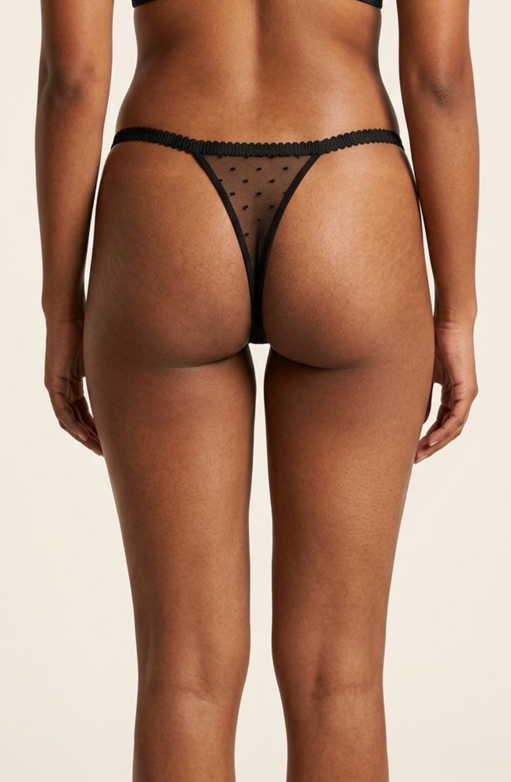 Curve Embroidered Lace Thong - Black