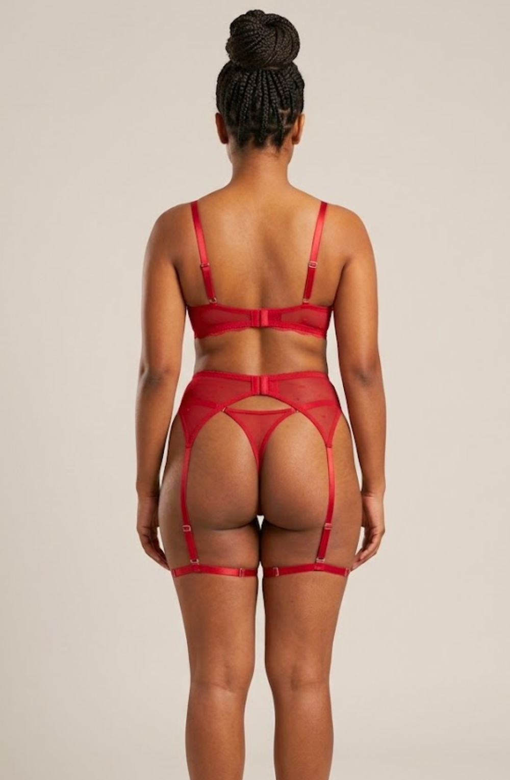 Noura Fanlace Lingerie Set