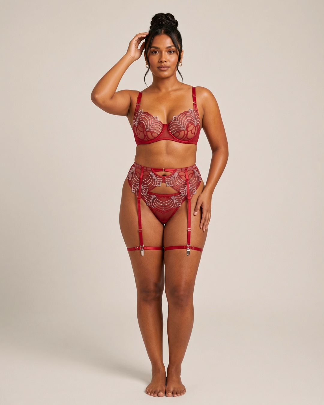 Noura Fanlace Lingerie Set